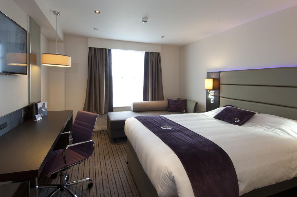 Premier Inn Birmingham City Centre Bridge Street Εξωτερικό φωτογραφία