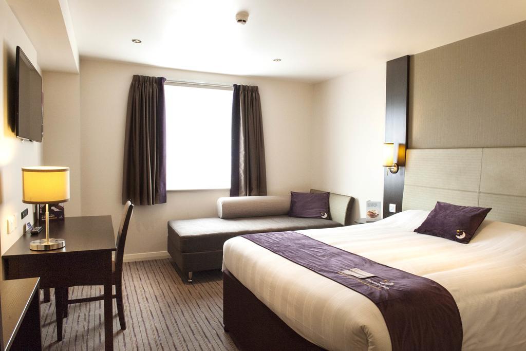 Premier Inn Birmingham City Centre Bridge Street Εξωτερικό φωτογραφία