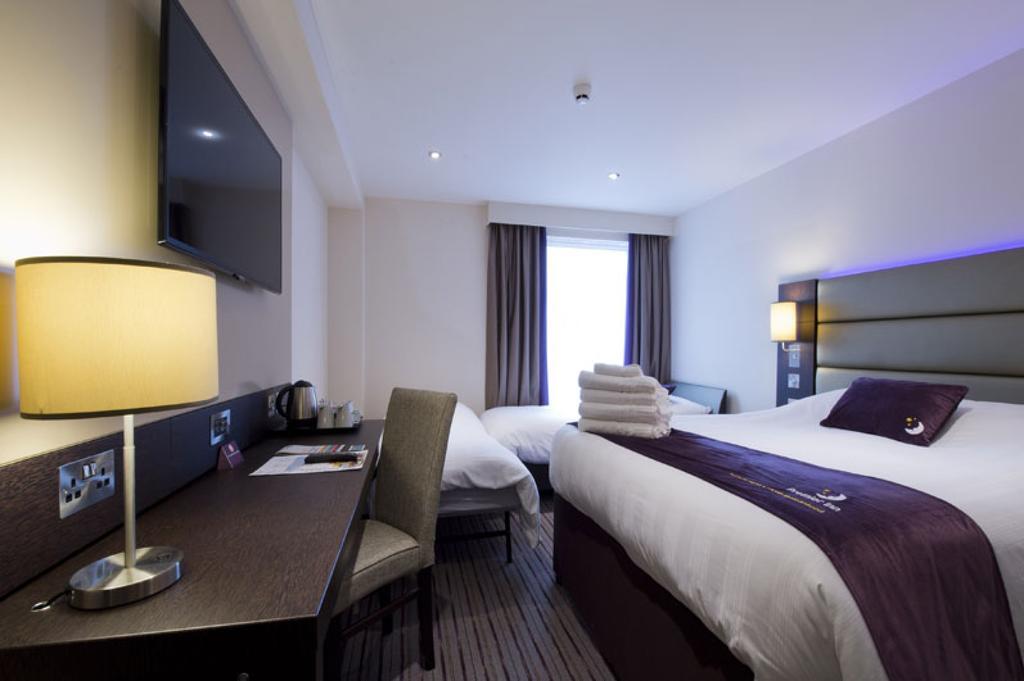 Premier Inn Birmingham City Centre Bridge Street Εξωτερικό φωτογραφία