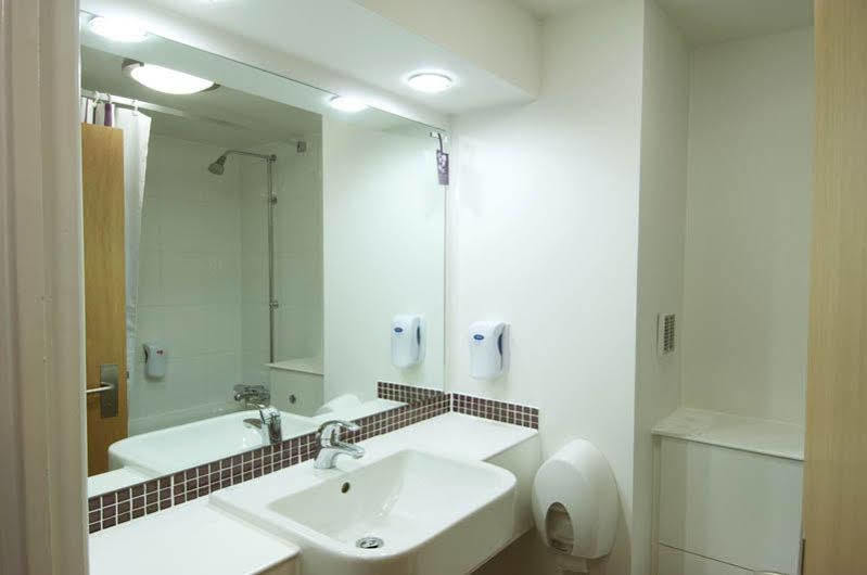 Premier Inn Birmingham City Centre Bridge Street Εξωτερικό φωτογραφία