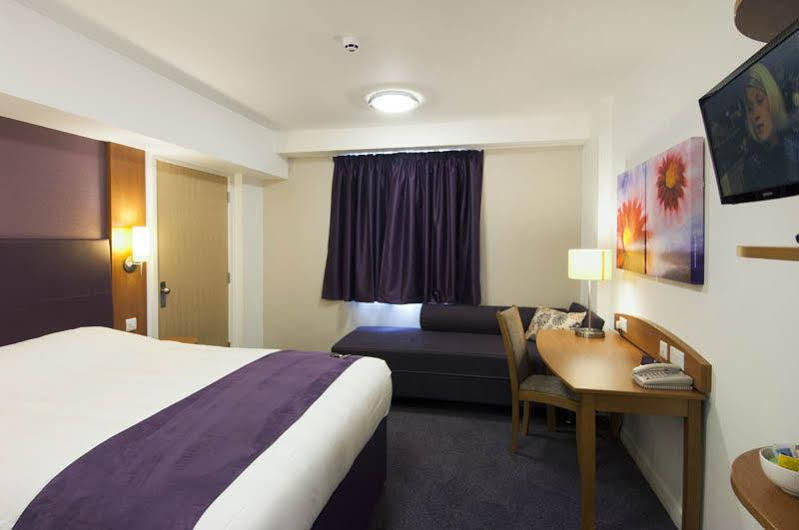 Premier Inn Birmingham City Centre Bridge Street Εξωτερικό φωτογραφία
