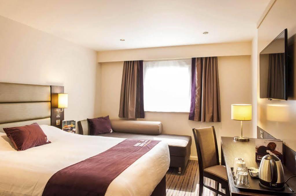 Premier Inn Birmingham City Centre Bridge Street Εξωτερικό φωτογραφία